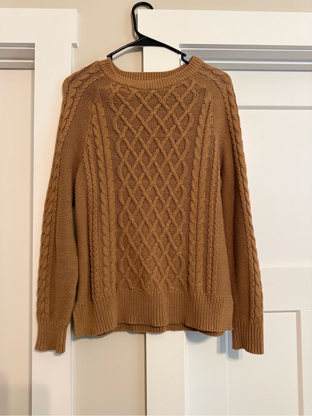 Old Navy Women's Cable Knit Crewneck Sweater - Camel Brown